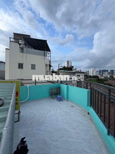 Cho thuê nhà mới xây MT Rạch Xuyên Tâm, Bình Thạnh – Trệt lầu ST, KD