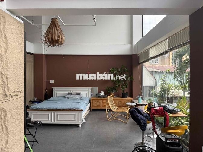 Studio cho thuê, trần cao, full kính gần chợ An Nhơn