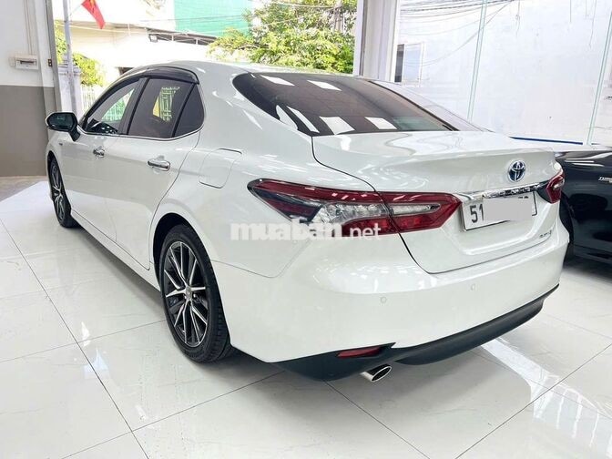 Toyota Camry 2.5 HEV Trắng 2022 Hybrid Thái Lan