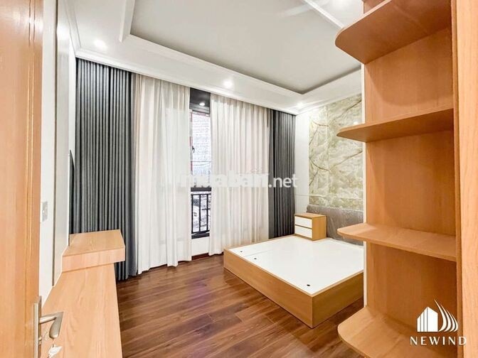 PENTHUOSE làm VĂN PHÒNG SIÊU LỚN