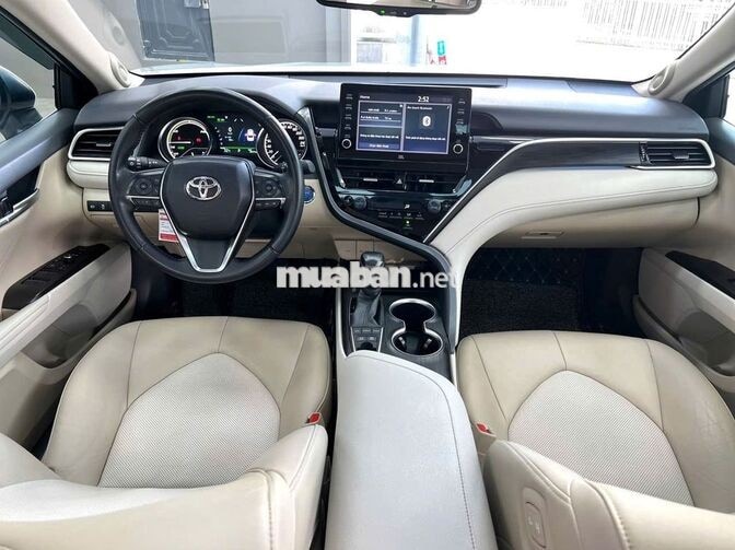 Toyota Camry 2.5 HEV Trắng 2022 Hybrid Thái Lan