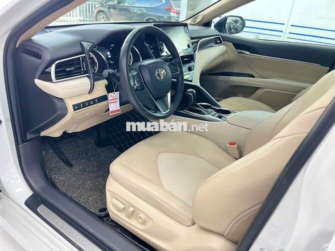 Toyota Camry 2.5 HEV Trắng 2022 Hybrid Thái Lan