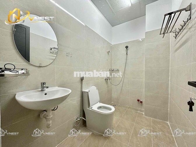 Studio ban công tiện nghi ngay út tịch - cộng hoà
