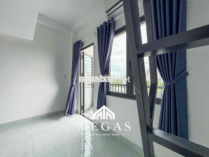 Trống Sẵn Gác Ban Công Siêu Thoáng Full Đồ Ngay Cầu Sắt An Phú Đông