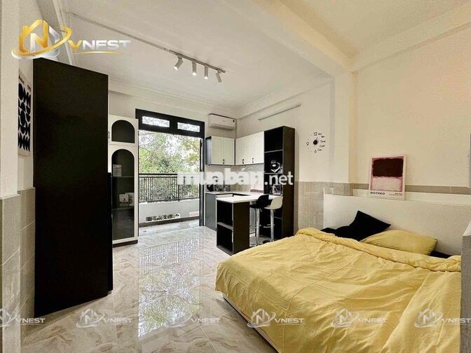 Studio ban công tiện nghi ngay út tịch - cộng hoà
