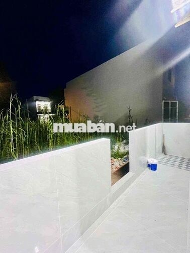 CHO THUÊ NHÀ TRỆT 1 LẦU MỚI ĐẸP KHU DÂN CƯ HỒNG LOAN