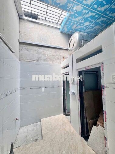 CHO THUÊ NHÀ CẤP 4 - MIẾU GÒ XOÀI - 8 TRIỆU - 80M2 - HẺM XE TẢI