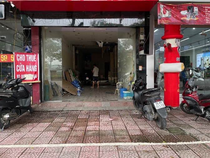 Cho thuê mặt bằng/cửa hàng(đã dọn) tại quận Long Biên