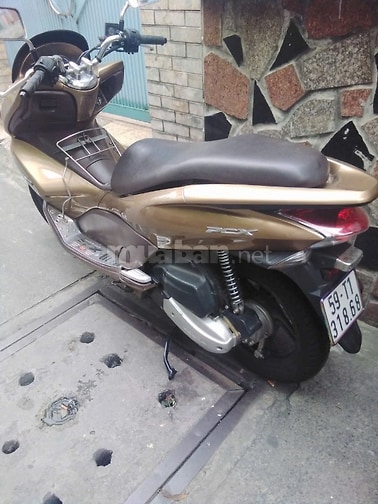 Bán xe Vision - 2012.  Màu đen - Bạc; PCX - 2012 - Màu vàng - Đồng 
