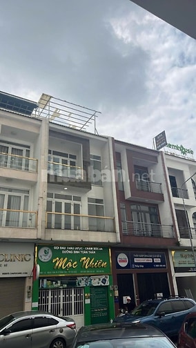 Cho thuê nhà phố 05 tầng nguyên căn tại Thủ Đức
