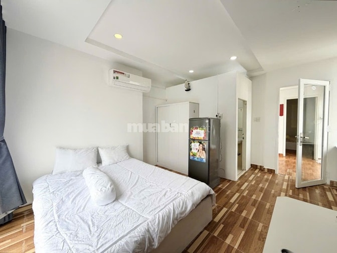 Nhà 4 lầu Cao cấp góc 2 mặt hẻm xe hơi 6m Hoàng Hoa Thám, P5, Q.Phú Nh