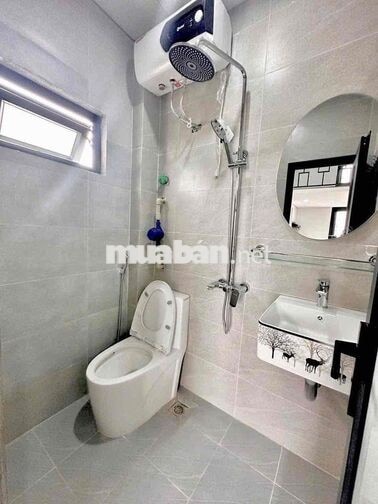 STUDIO FULL NỘI THẤT RỘNG RÃI THOÁNG MÁT NGAY ĐẦM SEN