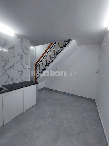 Bán nhà 2805/63/4 PHẠM THẾ HIỂN P7 Q8