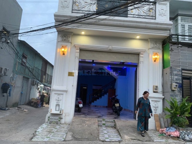 CHO THUÊ BIỆT THỰ GIÁ RẺ 2 MTNB 6M (XT) 738/11 QL1A, BHH B, BT, 14TR.