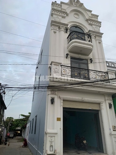 CHO THUÊ BIỆT THỰ GIÁ RẺ 2 MTNB 6M (XT) 738/11 QL1A, BHH B, BT, 14TR.