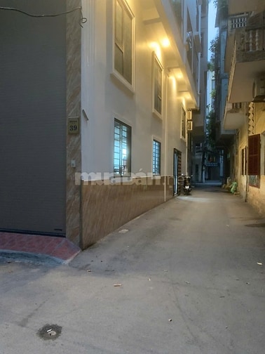 Cho thuê tầng 1, tầng 2 ưu tiên làm văn phòng