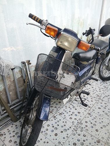 Nhà dư chiếc xe máy như hình! 