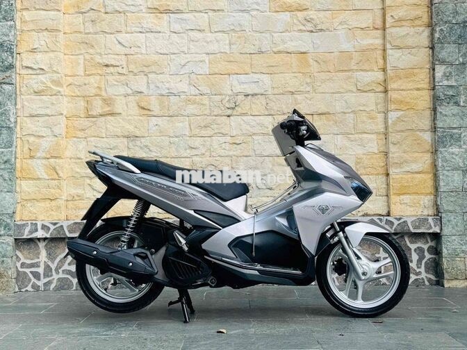 Honda Airblade 125FI đèn led  2019 khoá smartkey