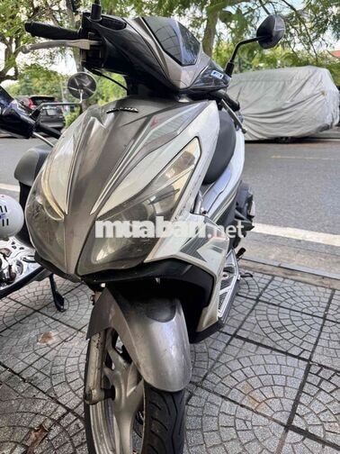 Honda Air Blade Trắng Xám