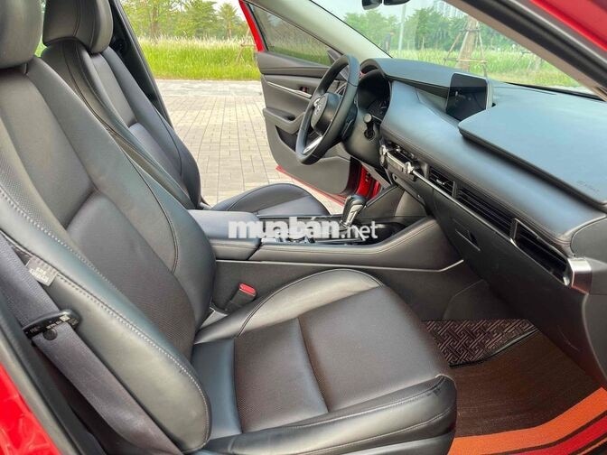 Mazda Mazda 3 2024 bản 1.5 Luxury Đỏ cực đẹp