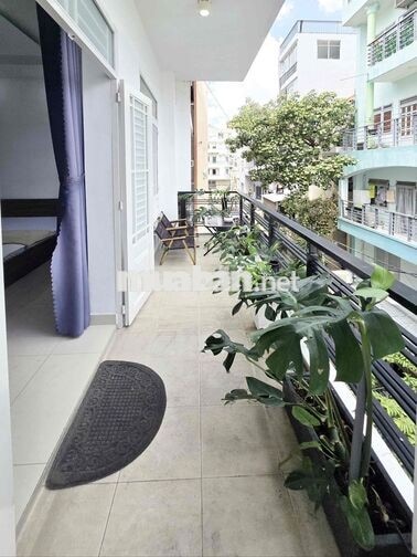 CHDV 1PN full nội thất có ban công thoáng, tách bếp