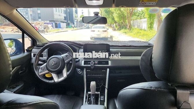 Mitsubishi Xpander Premium 2022 Nâu 7 chỗ