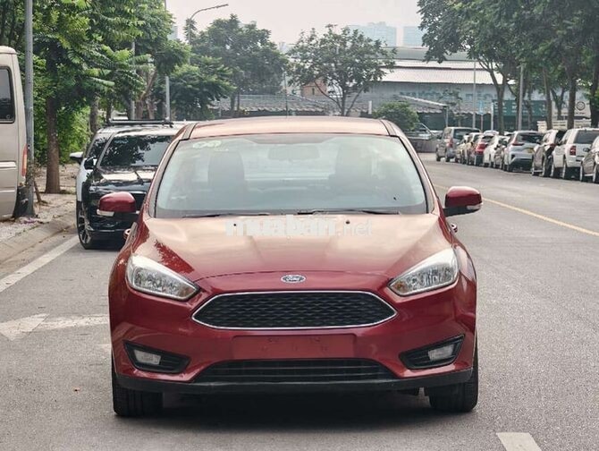 FORD FOCUS 2017 TREND MÀU ĐỎ