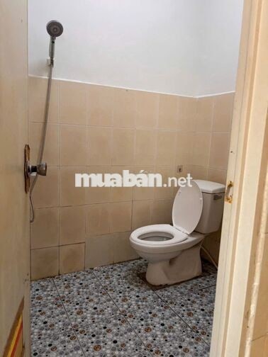 Bà cô U60 xóm Đạo. Bán rẻ về quê: 495 triệu