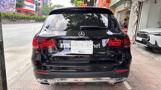 Mercedes-Benz GLC200 4Matic 2021 Đen 4 vạn km