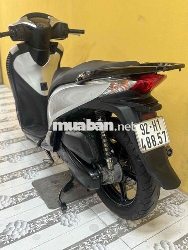 lSH 125 khoa ga đời 2016 đã lên áo ý rất đẹp