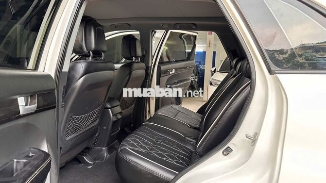 KIA New Sorento 2015 2.4 AT Đã lên nhiều đồ