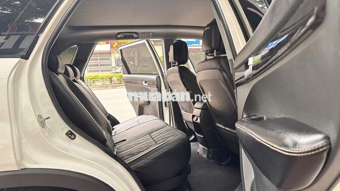 KIA New Sorento 2015 2.4 AT Đã lên nhiều đồ