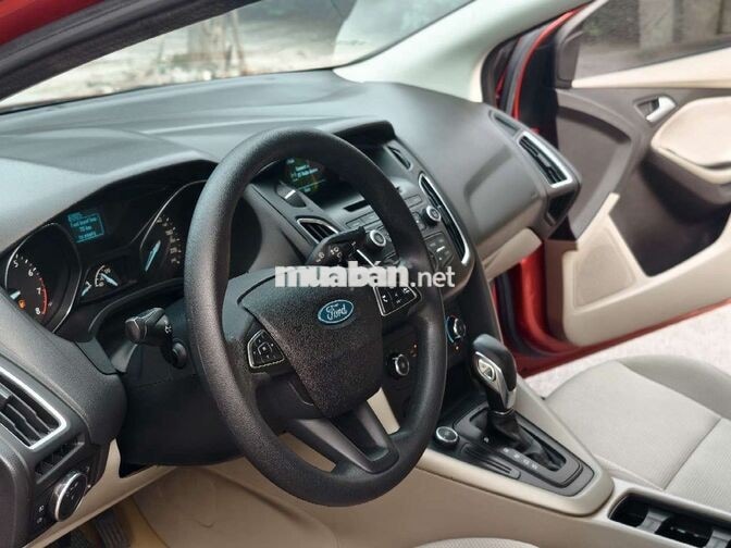 FORD FOCUS 2017 TREND MÀU ĐỎ