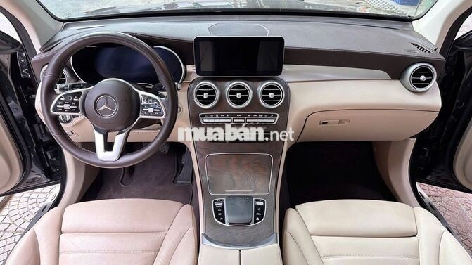 Mercedes-Benz GLC200 4Matic 2021 Đen 4 vạn km