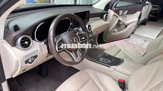 Mercedes-Benz GLC200 4Matic 2021 Đen 4 vạn km