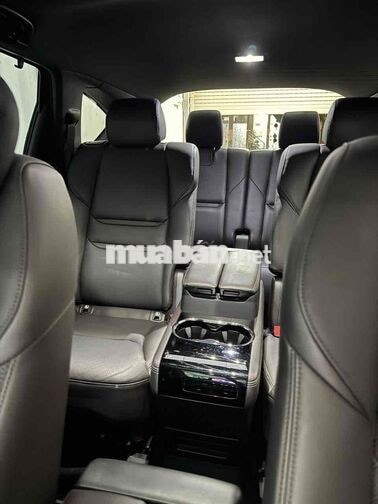 Mazda CX8 Premium 2023 AWD 2 cầu 6 chổ 13.000 km