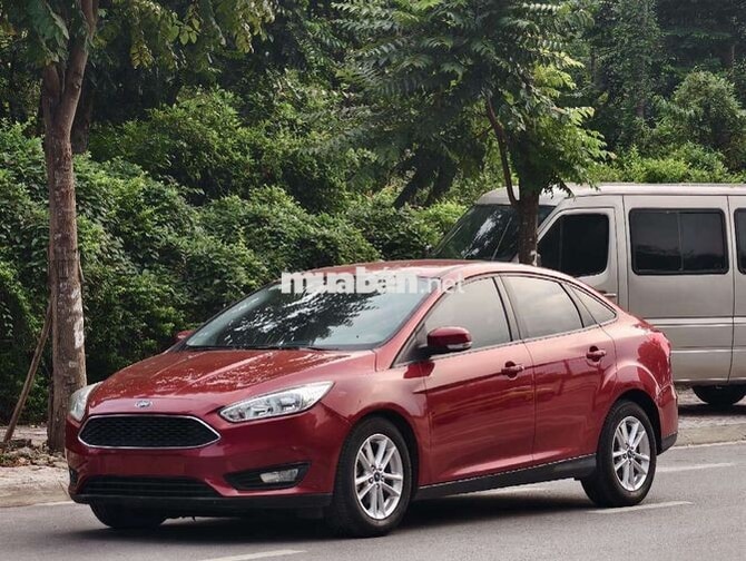 FORD FOCUS 2017 TREND MÀU ĐỎ