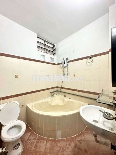 nhà trệt 2PN 6,5tr gần chợ Trần Quang Diệu