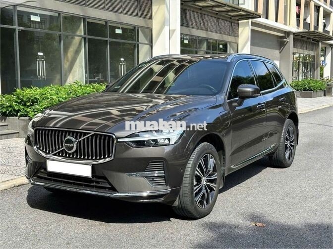Volvo XC60 Recharge T8 AWD 2022 - 1 Tỷ 880 Triệu