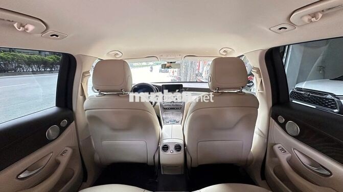 Mercedes-Benz GLC200 4Matic 2021 Đen 4 vạn km