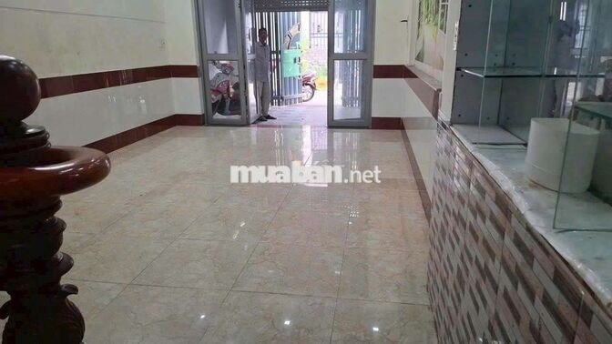 NHÀ HẺM ÔTÔ KHU VỰC AN NINH DÂN CƯ ĐÔNG ĐÚC GẦN CHỢ BỆNH VIỆN