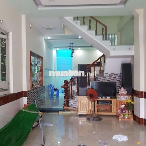 NHÀ HẺM ÔTÔ KHU VỰC AN NINH DÂN CƯ ĐÔNG ĐÚC GẦN CHỢ BỆNH VIỆN