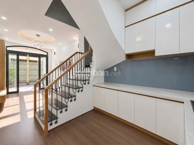 Nhà mới đẹp 3 tầng - Hẻm Xe Hơi Điện Biên Phủ, Nguyễn Thiện Thuật, Quậ