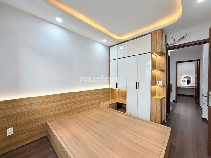 Nhà mới đẹp 3 tầng - Hẻm Xe Hơi Điện Biên Phủ, Nguyễn Thiện Thuật, Quậ