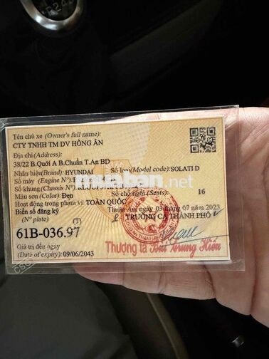 Hyundai Solati D 2023 16 chỗ Đen 14000 km