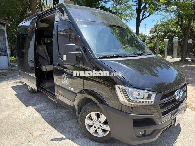 Hyundai Solati D 2023 16 chỗ Đen 14000 km