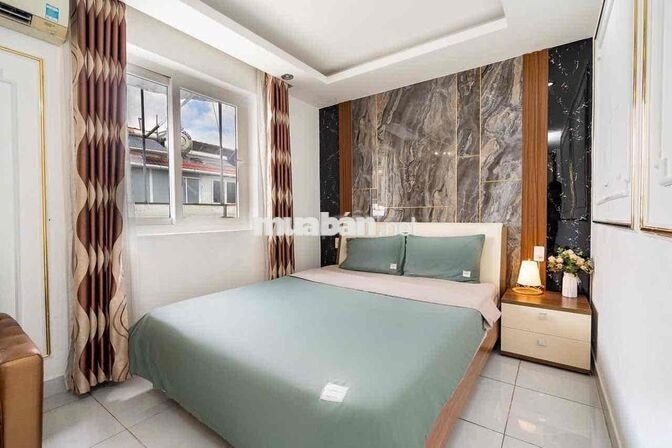 Sang CHDV Malila nội khu Hưng gia 3 Tòa nhà gồm 18 phòng + 1mb mb đang