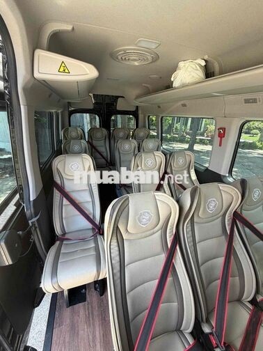 Hyundai Solati D 2023 16 chỗ Đen 14000 km