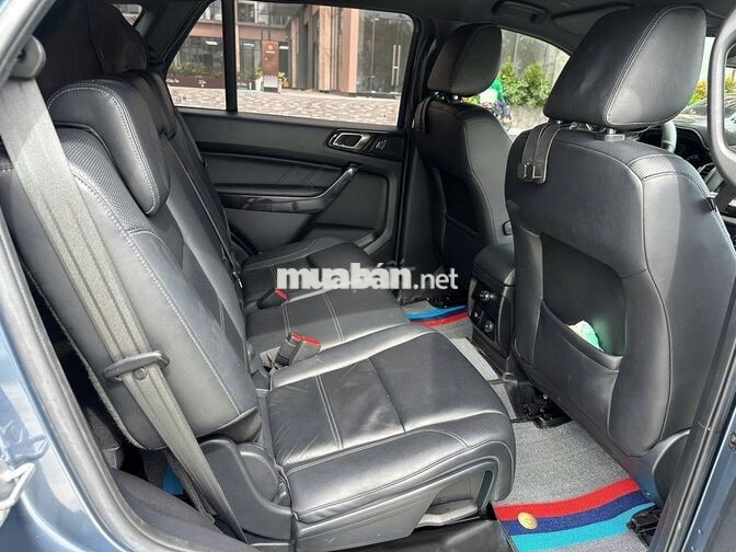 Ford Everest 2.0L Titanium 2018 Xanh thiên thanh