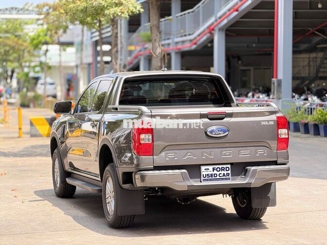 Ford Ranger XLS AT 2025 2 Cầu Tự động Xám